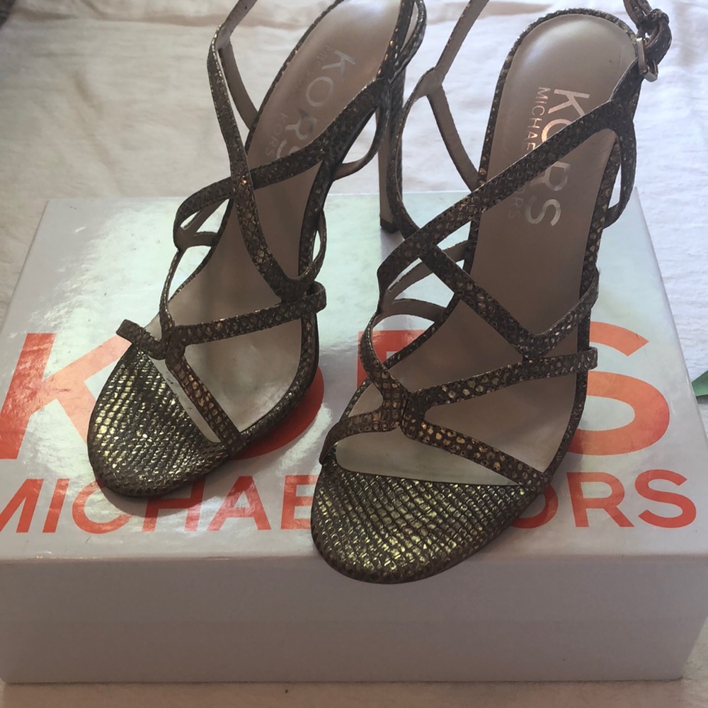 MICHAEL KORS Metallic Strappy Heels